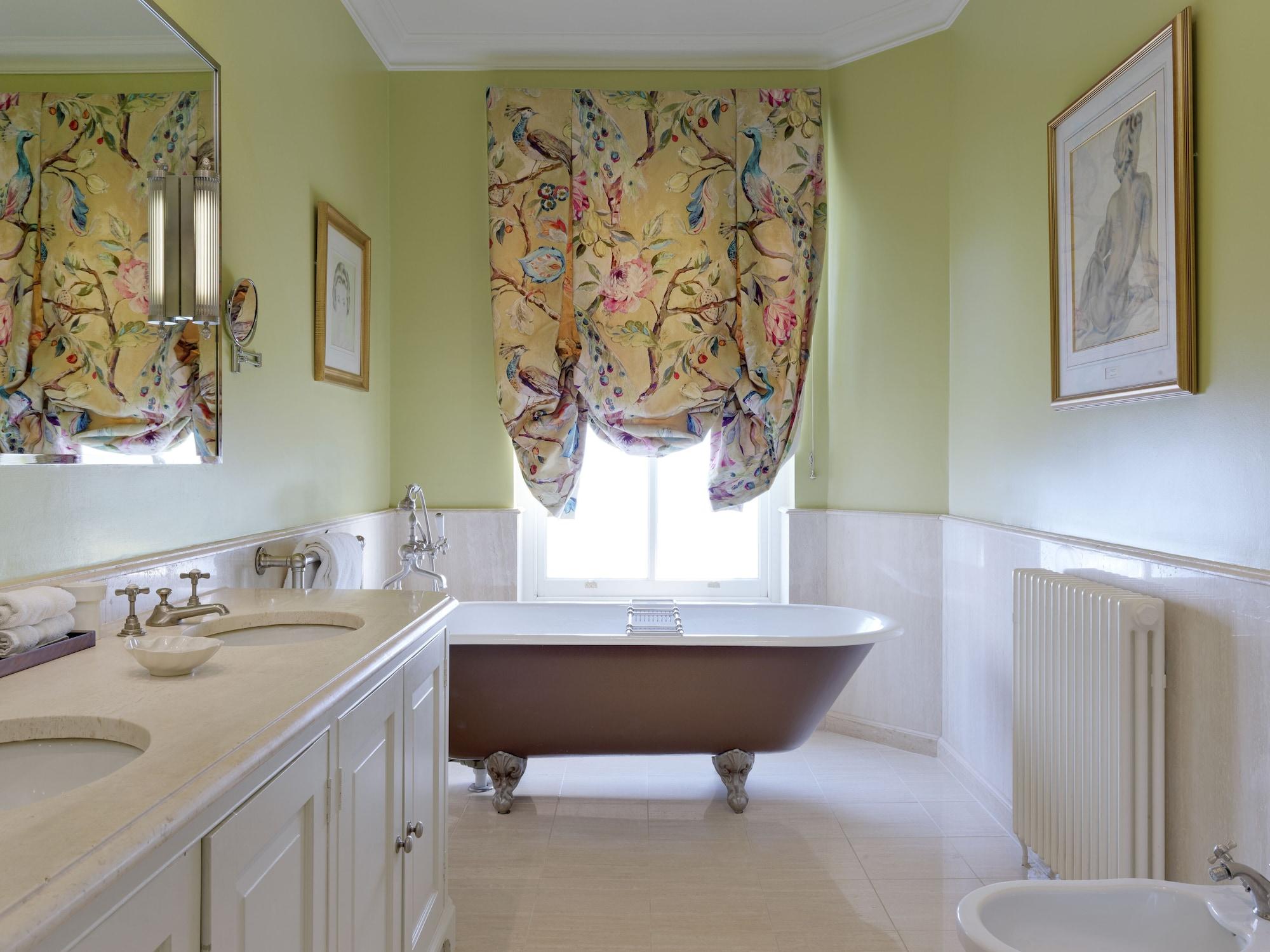 The Vineyard Hotel & Spa Newbury  Bagian luar foto