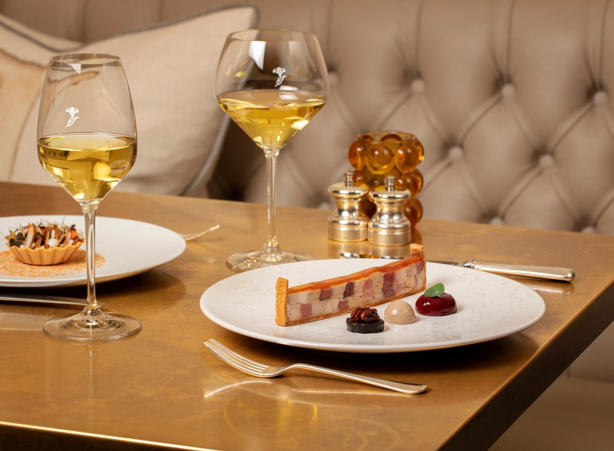 The Vineyard Hotel & Spa Newbury  Bagian luar foto