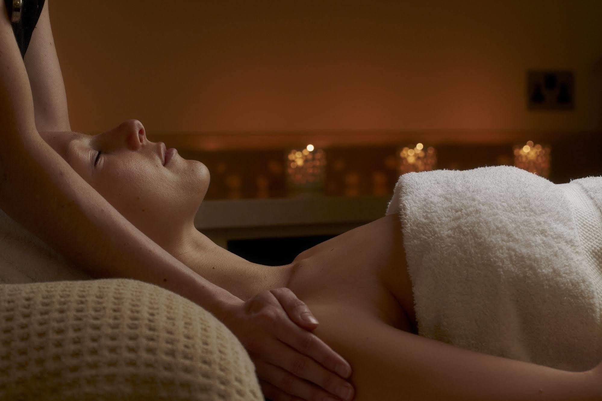 The Vineyard Hotel & Spa Newbury  Bagian luar foto